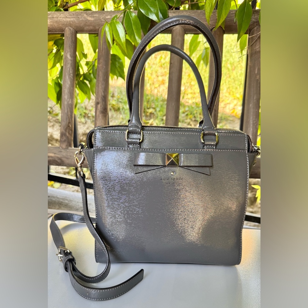 Chic Kate Spade Bow Patent Leather Satchel in Glossy Charcoal